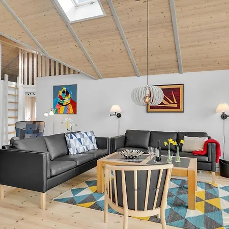 Beautiful Home In Rudkobing With Sauna Prázdninový dům *