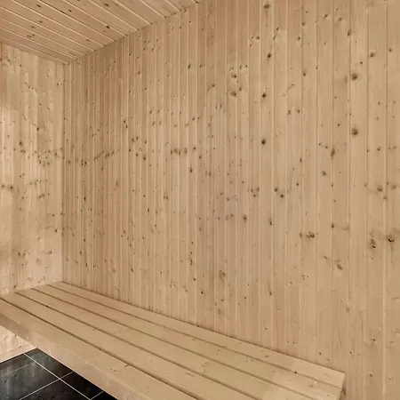 Beautiful Home In Rudkobing With Sauna * Spodsbjerg